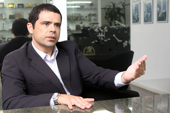 Edgar Serrano, presidente da Fenainfo (Federação Nacional das Empresas de Informática), esteve em Brasília. Em entrevista, ele analisa o resultado da decisão da Câmara.